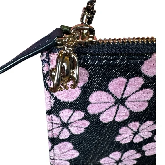 Kate Spade NWT “On Purpose” Chenille Clover Crossbody - Picture 10 of 14